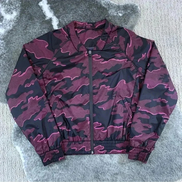 Ivy Park Camo Windbreaker Jacket - Picture 3 of 13